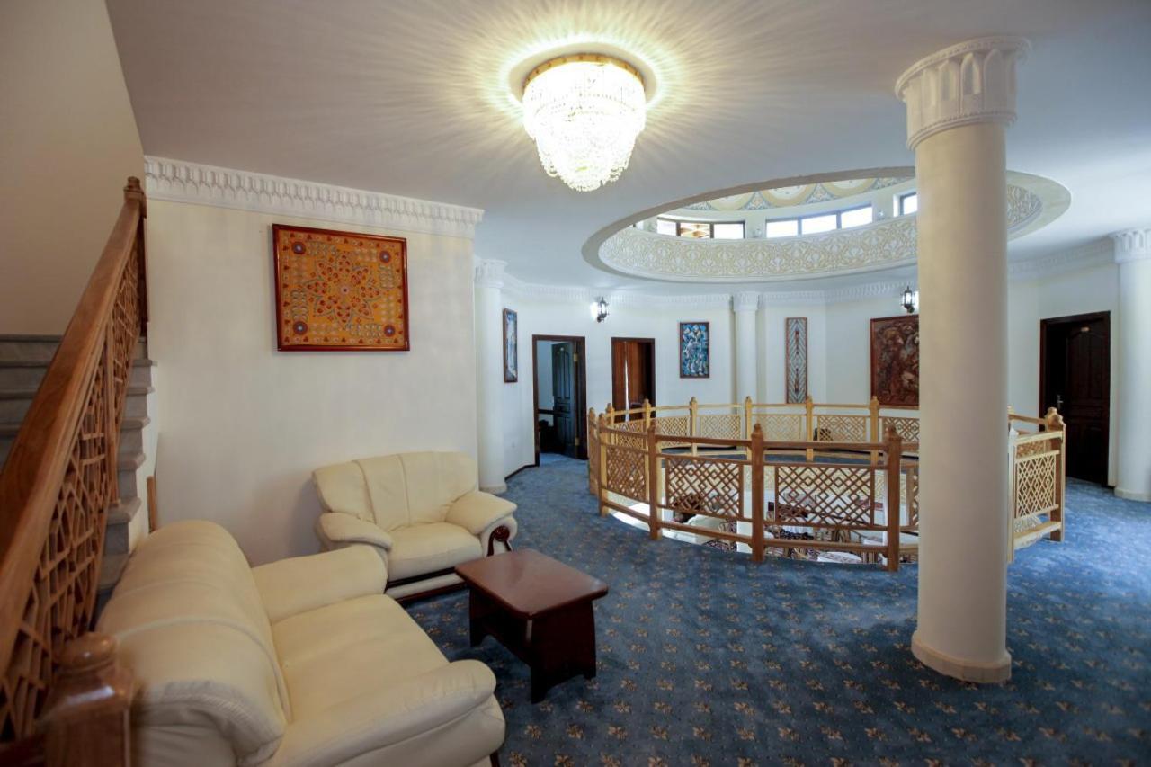 Sultan Hotel Bukhara Exterior photo
